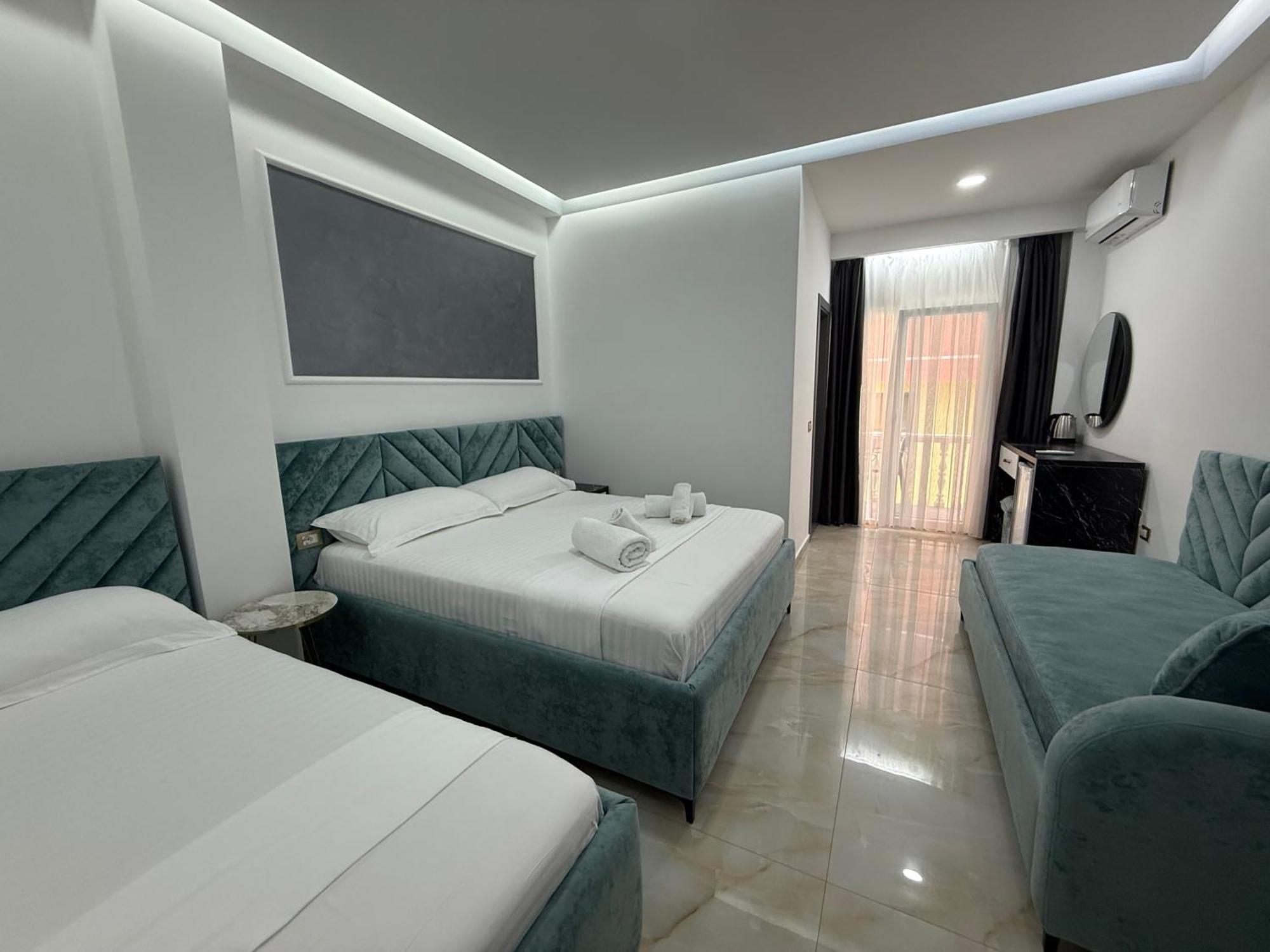 Hotel Leodori 1 Shëngjin Dış mekan fotoğraf